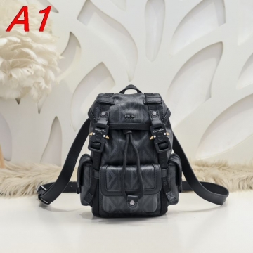 これからの季節にピッタリ2026新品ディオールメンズバッグ