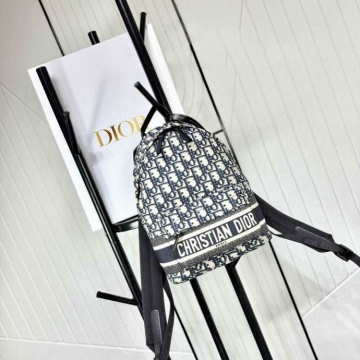 お色味たくさん大人気2026SSディオールメンズバッグ