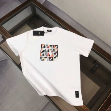 2026年コレクション フェンデイ 【数量限定】 トレンドトップTシャツ バイラル 着回し自在