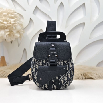 大人気オリジナル2026SSディオールメンズバッグ