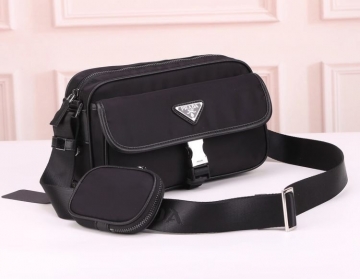王道コンビ2026新品プラダメンズバッグ