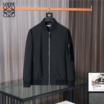 今季新作 ロエベ コート 新作コレクションを見る