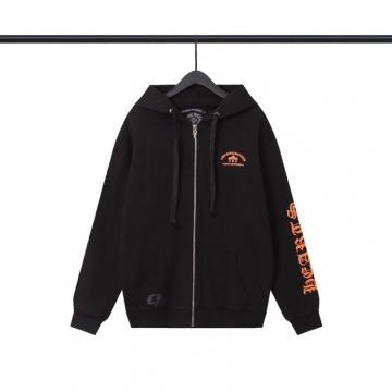 今季新作 クロムハーツ パーカー コーデ選ばずおしゃれのポイント