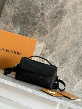 ギフトＯＫ2026新作ルイヴィトンメンズバッグ