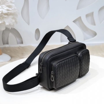 完売必須☆お早めに2026SSボッテガヴェネタメンズバッグ