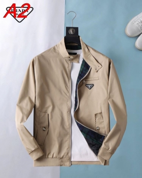 2026SS プラダ コート 人気上昇中