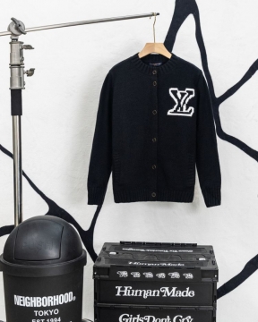 2026年 ルイヴィトン コート 個性派さん