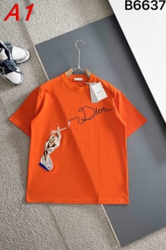 NEW ARRIVAL ディオール 【ジェンダーレス】 ストリート系ミックスTシャツ