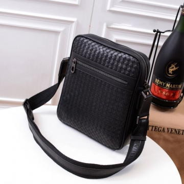 大注目日本未入荷2026新品ボッテガヴェネタメンズバッグ