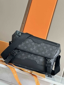 完売必須2026新品ルイヴィトンメンズバッグ
