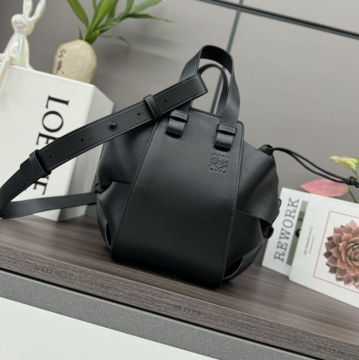 人気新商品2026新品ロエベメンズバッグ