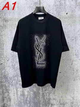 NEW ARRIVAL イヴ サンローラン 【ストリート系】 トレンドトップTシャツ クール&カジュアル 着回し自在