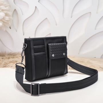 激レア 入手困難2026新作ボッテガヴェネタメンズバッグ