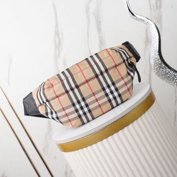 限定品 人気No.12026新品バーバリーメンズバッグ