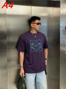 今季新作 ロエベ 【ラスト1点】 別注Tシャツ コレクション 着回し自在