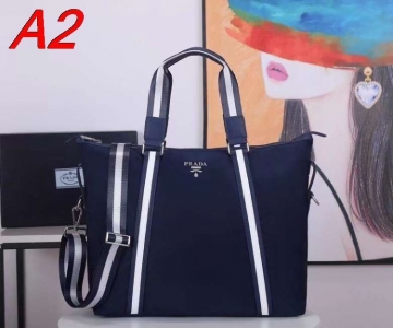 セールで格安2026SSプラダメンズバッグ