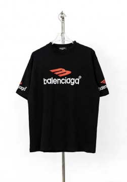 2026年トレンド バレンシアガ アクティブ トラベル向け 着回し自在