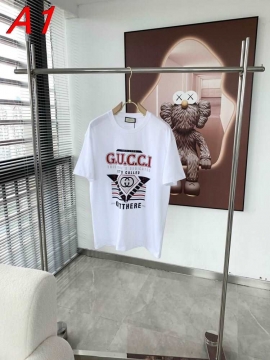 最新作 グッチ 【アンニュイ】 ノスタルジックTシャツ ヴィンテージ風 着回し自在