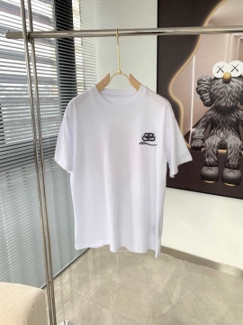 2026年春夏 バレンシアガ デイリーユース インスタ映え メンズ レディース