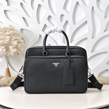 コーデ選ばずおしゃれのポイント2026新品プラダメンズバッグ