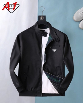 2026SS プラダ コート 人気上昇中