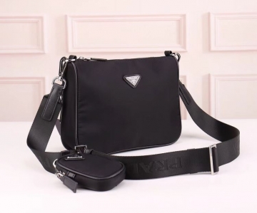 カジュアル反転魅力2026SSプラダメンズバッグ