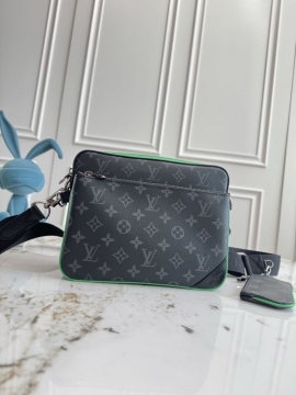 人気新商品2026新作ルイヴィトンメンズバッグ