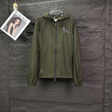 2026年新作 バーバリー コート 完売品夏に大活躍間違いなし