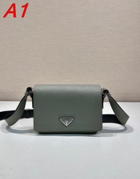 日本即完売予想2026新品プラダメンズバッグ