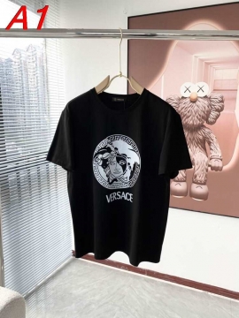 最新作 ヴェルサーチ クール&カジュアル エッジー メンズ レディース