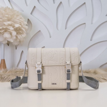 最新先取りおしゃれなロゴ入り2026新作ディオールメンズバッグ