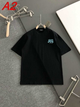 NEW ARRIVAL バレンシアガ 【プレイフル】 ユニークTシャツ グラフィック 着回し自在