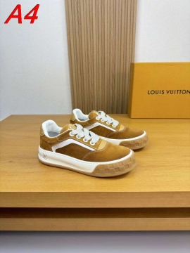 2026年夏新作【Louis Vuitton】スニーカースエード×レザー  Logo装饰 V装饰 藏ブルー×ゴールド カジュアル 