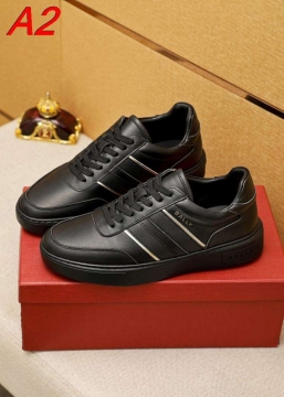 2026入荷【Burberry】ローカットスニーカー レザー ストライプ ホワイト×レッド カジュアル 