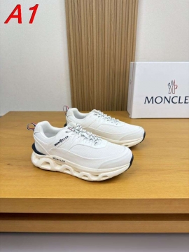 2026入荷しました【Moncler】スニーカーメッシュ×レザー 山峰ロゴ 赤白青三色装饰 ホワイト ストリート 