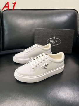 2026発売中！【Prada】スニーカー 网布×レザー 倒三角标识  White×ベージュ カジュアル 