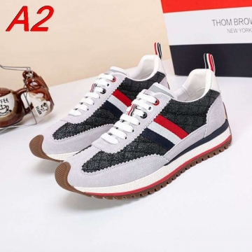 2026発売中！【Thom Browne】スニーカー レザー 闪光×キルティング Black×トリコロール カジュアル 