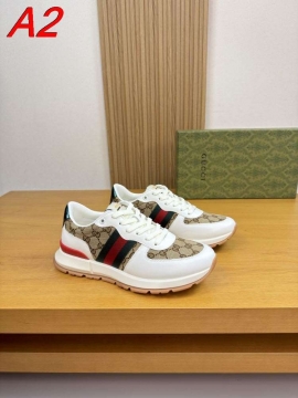 2026年夏新作【Gucci】チャンキースニーカー スエード×メッシュ ウェブストライプ カーキ ストリート 