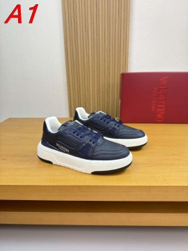 2026年夏新作【Valentino】スニーカーレザー VALENTINO Logo 透气孔 ネイビー カジュアル 
