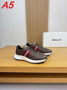 2026入荷しました【Burberry】ローカットスニーカー レザー ストライプ ブラック×ホワイト カジュアル 