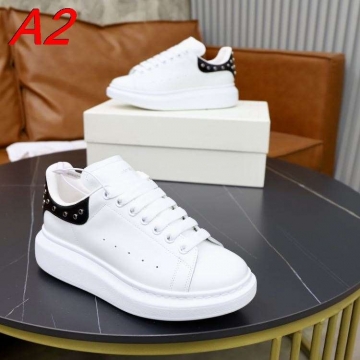2026発売【Alexander McQueen】オーバーサイズソール スニーカー レザー×スエード 银色铆钉  Black ストリート 