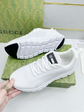 2026発売中！【Gucci】スリッポン GGキャンバス ウェブストライプ グレー×レッド ストリート 
