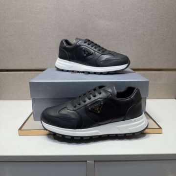 2026新作【Prada】スニーカー レザー×皮革 三角标识 Black× White カジュアル 