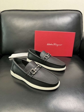 2026新作【Ferragamo】ローファー レザー 荔枝紋  블랙 马衔扣 ビジネス FERR-
