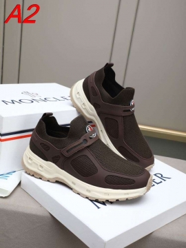 2026発売中！【Moncler】スリッポン ニット×レザー 魔术贴装饰 山峰ロゴ :white カジュアル 