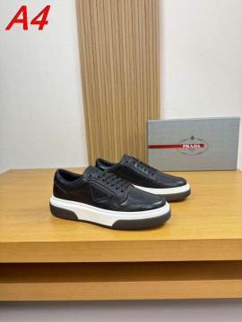 2026入荷しました【Prada】スニーカー レザー 倒三角标识 ベージュ× White カジュアル 