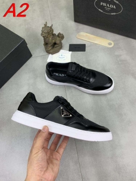 2026発売【Prada】スニーカー ファブリック×光泽レザー 三日月饰品 黑白撞色 ストリート 