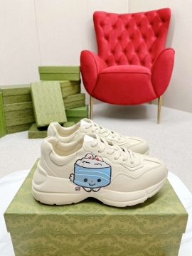 2026入荷【Gucci】チャンキースニーカー レザー GGモノグラム 星柄 ホワイト×ゴールド ストリート 