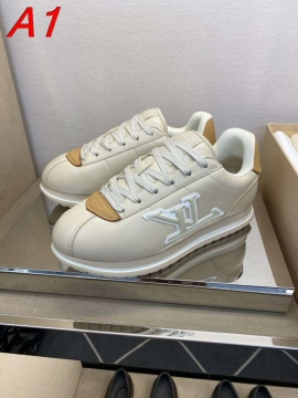 2026年夏新作【Louis Vuitton】スニーカーレザー×レザー  Logo装饰 ベージュ×布朗 カジュアル 