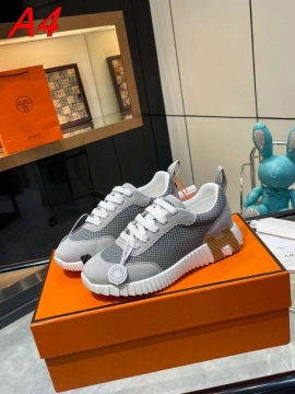 2026入荷しました【Gucci】チャンキースニーカー レザー スネーク柄 ベージュ ストリート 